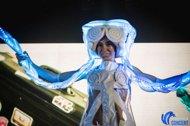 Новини Вінниці - фото з Дима Коляденко в Виннице «нашел невесту», танцевал гопак и вспоминал знакомство с Билык Дима Коляденко в Виннице «нашел невесту», танцевал гопак и вспоминал знакомство с Билык, фото №19 на сайті 20minut.ua