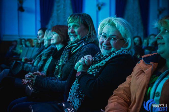 Новини Вінниці - фото з Дима Коляденко в Виннице «нашел невесту», танцевал гопак и вспоминал знакомство с Билык Дима Коляденко в Виннице «нашел невесту», танцевал гопак и вспоминал знакомство с Билык, фото №32 на сайті 20minut.ua