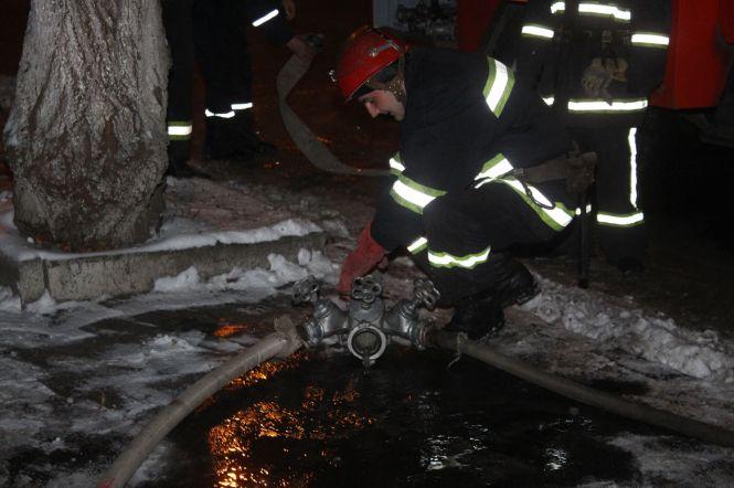 Новини Хмельницького - фото з На Кам’янецькій горіла квартира На Кам’янецькій горіла квартира, фото №2 на сайті vsim.ua