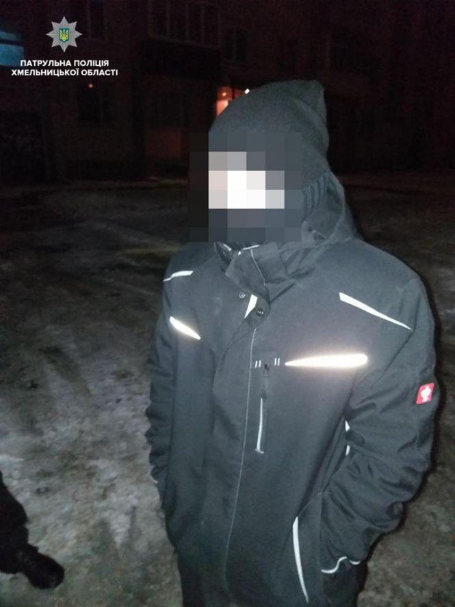 Крали та вимагали викуп: поліцейські затримали хлопців, які знімали номери з “євроблях”, фото №4 на сайті vsim.ua