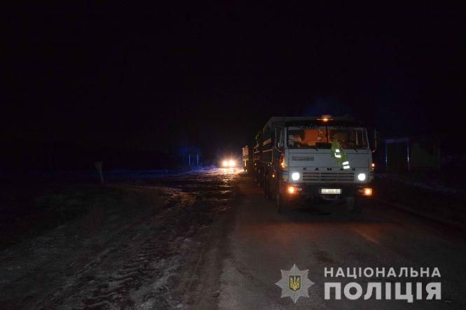 Новини Вінниці - фото з Смертельна ДТП на Вінниччині: водій «Камазу» переїхав чоловіка Смертельна ДТП на Вінниччині: водій «Камазу» переїхав чоловіка, фото №2 на сайті 20minut.ua