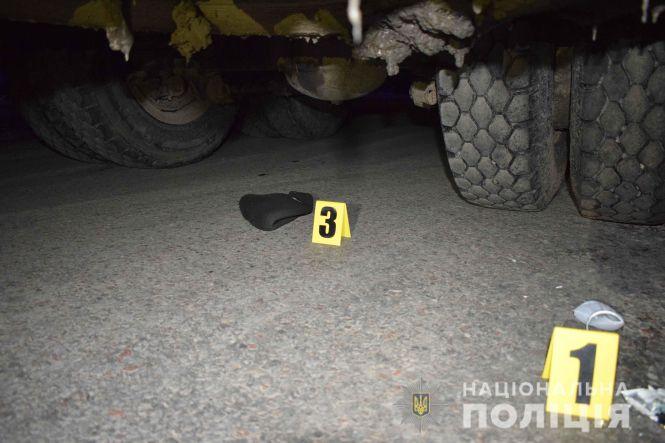 Новини Вінниці - фото з Смертельна ДТП на Вінниччині: водій «Камазу» переїхав чоловіка Смертельна ДТП на Вінниччині: водій «Камазу» переїхав чоловіка, фото №3 на сайті 20minut.ua