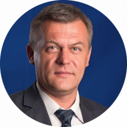 Новини Тернополя - фото з Шкільна форма: чи варто всіх зачісувати під один гребінець Шкільна форма: чи варто всіх зачісувати під один гребінець, фото №4 на сайті 20minut.ua