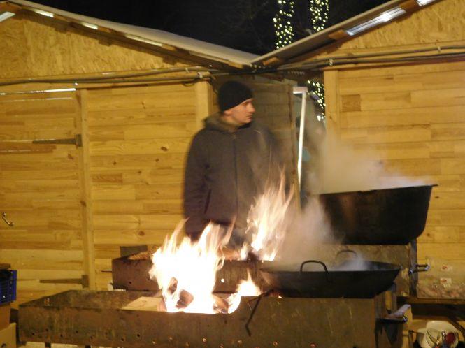На Проскурівській засвітили головну ялинку Хмельницького (ФОТО, ВІДЕО), фото №8 на сайті vsim.ua