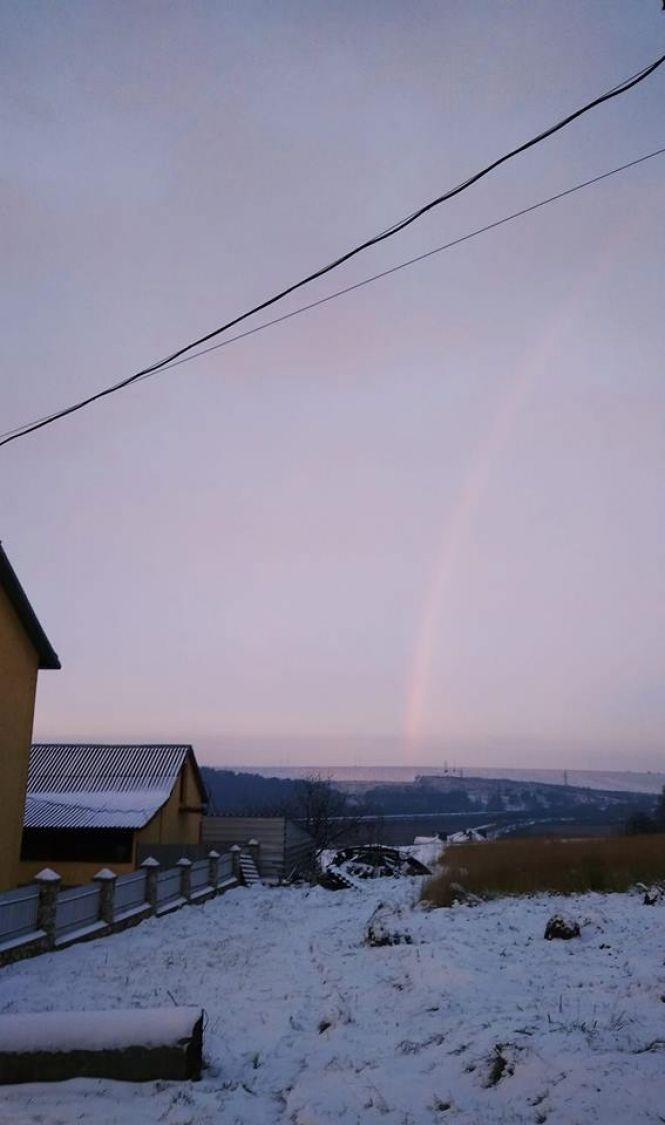 Новини Тернополя - фото з Тернополяни у соцмережах виставляють ранішню веселку над містом Тернополяни у соцмережах виставляють ранішню веселку над містом, фото №1 на сайті 20minut.ua
