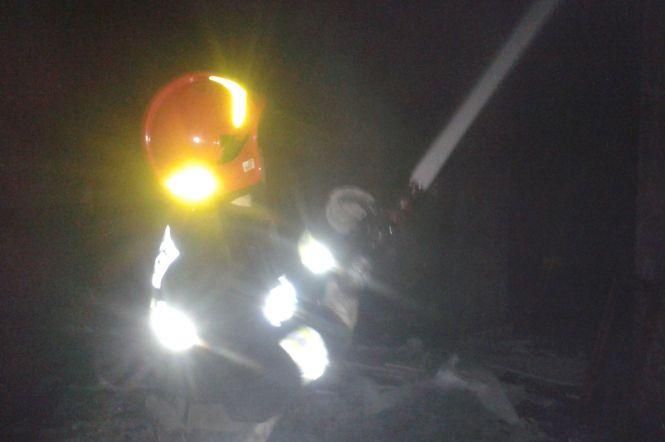 Новини Хмельницького - фото з Двох людей врятували під час пожежі у Ярмолинецькому районі Двох людей врятували під час пожежі у Ярмолинецькому районі, фото №2 на сайті vsim.ua