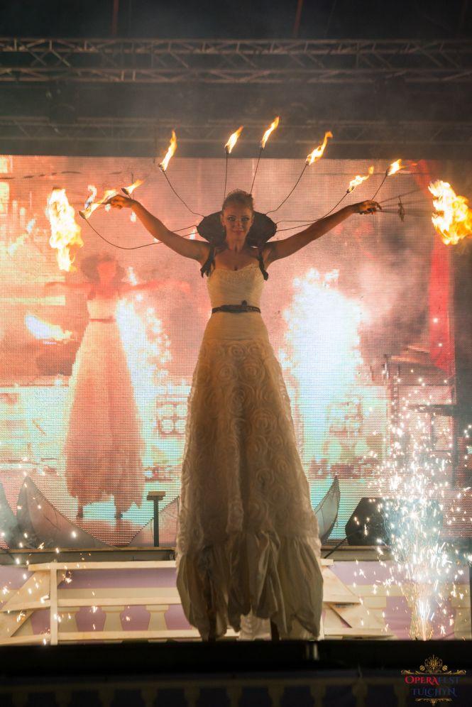 Новини Вінниці - фото з За найгарнішими селфі – в Тульчин! Відкрито креативний простір «Меридіан «Щедрик» За найгарнішими селфі – в Тульчин! Відкрито креативний простір «Меридіан «Щедрик», фото №11 на сайті 20minut.ua