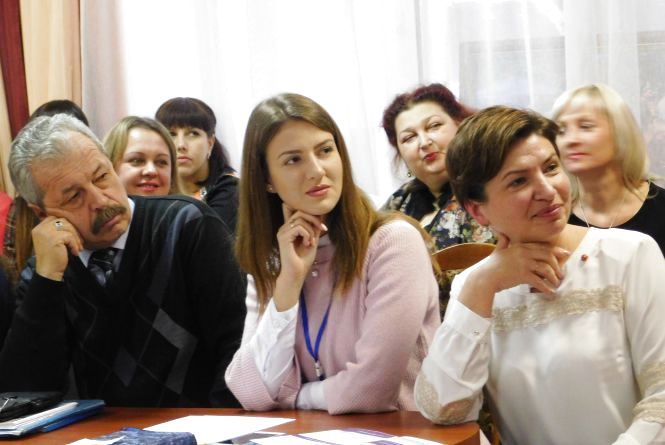 Новини Хмельницького - фото з Воєнний стан, приїзд Порошенка та яскраве шоу на Проскурівській: ТОП-5 новин тижня у Хмельницькому Воєнний стан, приїзд Порошенка та яскраве шоу на Проскурівській: ТОП-5 новин тижня у Хмельницькому, фото №2 на сайті vsim.ua