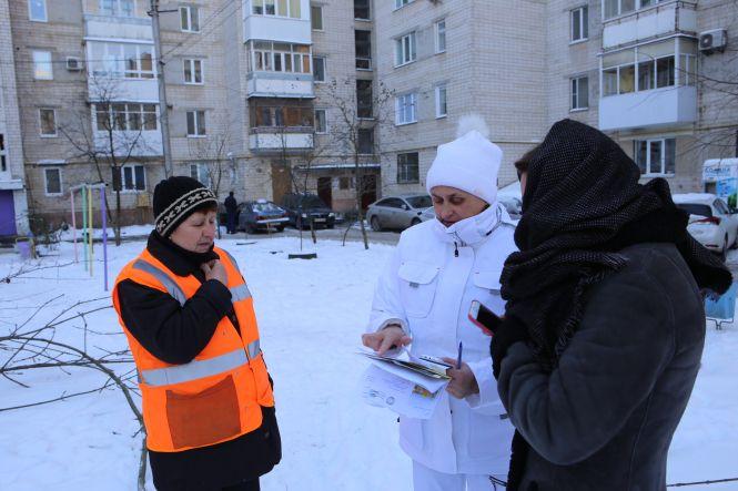 Замість дерев – парковка? Чому вирубують дерева у дворі на Скалецького, фото №2 на сайті 20minut.ua