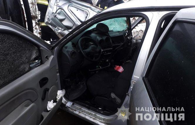 Новини Вінниці - фото з Лоб в лоб: в жахливій аварії під Гайсином загинуло двоє людей Лоб в лоб: в жахливій аварії під Гайсином загинуло двоє людей, фото №2 на сайті 20minut.ua
