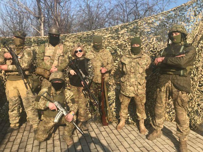 «Я досі живу війною… А в яких гарячих точках була, зараз і не порахую», - волонтер Христина Феціца, фото №1 на сайті 20minut.ua