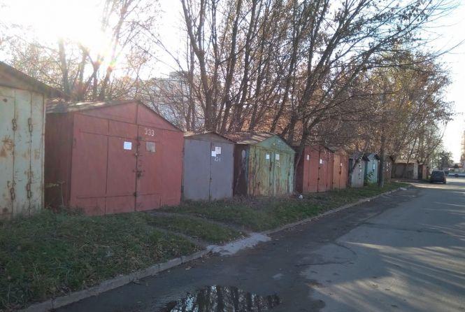 Новини Хмельницького - фото з На дев’яти вулицях Хмельницького можуть демонтувати гаражі На дев’яти вулицях Хмельницького можуть демонтувати гаражі, фото №3 на сайті vsim.ua