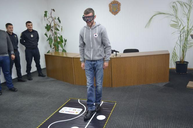 Розмитнені "євробляхи", алкоокуляри та побитий меморіал біля ОДА: ТОП-5 новин тижня у Хмельницькому, фото №3 на сайті vsim.ua