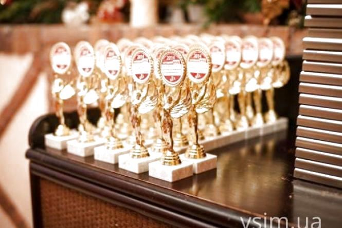 Розмитнені "євробляхи", алкоокуляри та побитий меморіал біля ОДА: ТОП-5 новин тижня у Хмельницькому, фото №2 на сайті vsim.ua