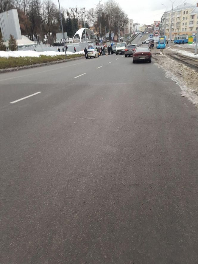 Новини Козятина - фото з Смертельна ДТП у Вінниці біля Універмагу: водій Lexus збив на переході чоловіка Смертельна ДТП у Вінниці біля Універмагу: водій Lexus збив на переході чоловіка, фото №3 на сайті 20minut.ua