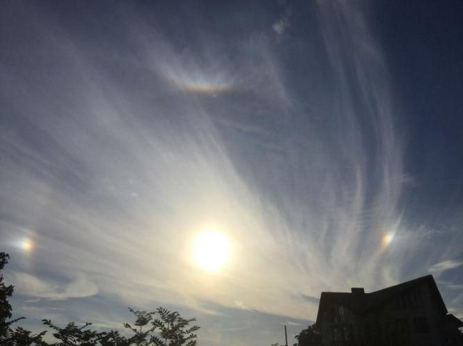 Новини Тернополя - фото з Згадуємо 2018-ий. "Кривавий місяць", веселка взимку, гігантські хмари. ТОП-5 природних явищ року Згадуємо 2018-ий. "Кривавий місяць", веселка взимку, гігантські хмари. ТОП-5 природних явищ року, фото №3 на сайті 20minut.ua