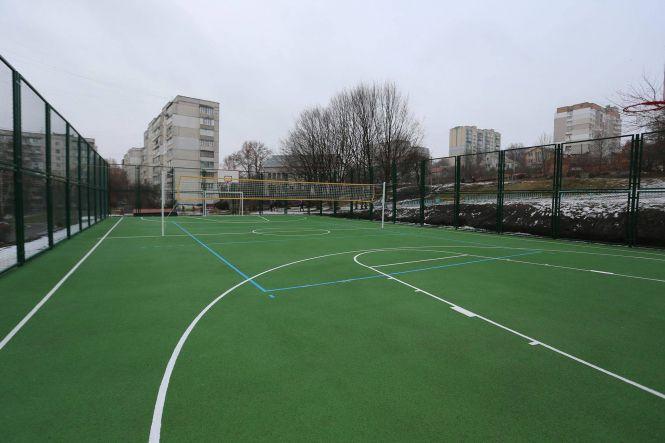 Новини Хмельницького - фото з У школі на Зарічанській відкрили спортивний майданчик за понад 2 мільйони гривень У школі на Зарічанській відкрили спортивний майданчик за понад 2 мільйони гривень, фото №1 на сайті vsim.ua