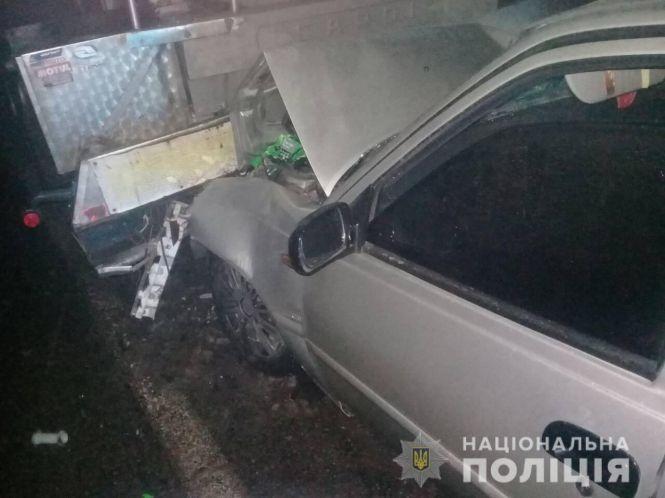 Новини Вінниці - фото з Смертельна ДТП: водійка Daewoo врізалась у припарковану вантажівку Смертельна ДТП: водійка Daewoo врізалась у припарковану вантажівку, фото №1 на сайті 20minut.ua