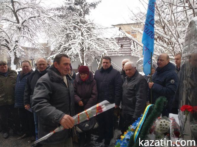 Новини Козятина - фото з Вшанування полеглих та померлих, хто своїм тілом і духом закрив чорнобильський реактор