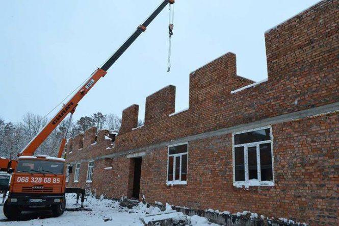 Новини Хмельницького - фото з На Хмельниччині будують 13 гуртожитків для військовослужбовців-контрактників На Хмельниччині будують 13 гуртожитків для військовослужбовців-контрактників, фото №1 на сайті vsim.ua