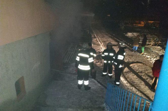 Нічні пожежі на вулицях Дружби народів та Героїв Небесної сотні, фото №4 на сайті 20minut.ua