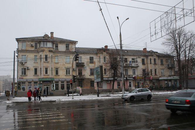 Будинок залізничників стоїть на місці розбомбленого храму, фото №10 на сайті 20minut.ua