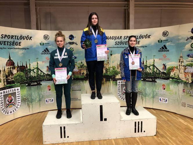 Новини Хмельницького - фото з Хмельничани настріляли нагороди на чемпіонаті в Угорщині Хмельничани настріляли нагороди на чемпіонаті в Угорщині, фото №1 на сайті vsim.ua