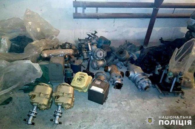 Новини Хмельницького - фото з Під кайфом та з повним авто накраденого добра: на Хмельниччині затримали гаражних злодіїв Під кайфом та з повним авто накраденого добра: на Хмельниччині затримали гаражних злодіїв, фото №1 на сайті vsim.ua