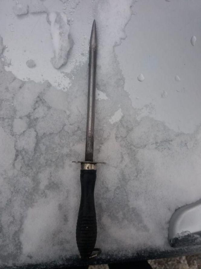 Поліція Кам’янця затримала чоловіка, який незаконно зберігав зброю і погрожував дружині, фото №1 на сайті 20minut.ua