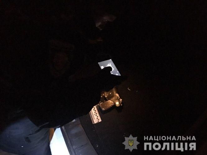 Новини Хмельницького - фото з Переслідування, стрілянина і таран: як рівненські копи ловили шаленого водія з Хмельниччини Переслідування, стрілянина і таран: як рівненські копи ловили шаленого водія з Хмельниччини, фото №2 на сайті vsim.ua