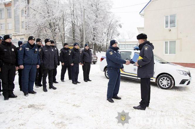 Нові службові "Renault Logan" отримали дільничі офіцери Хмельниччини, фото №2 на сайті vsim.ua