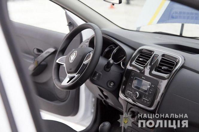 Нові службові "Renault Logan" отримали дільничі офіцери Хмельниччини, фото №4 на сайті vsim.ua