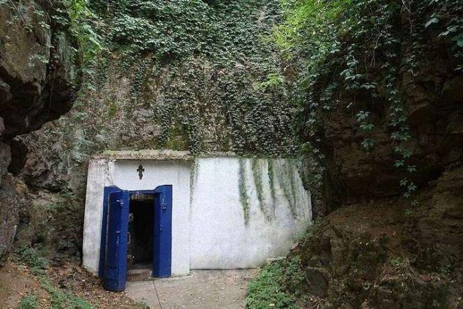 Новини Вінниці - фото з Вісім парафій приєднались до помісної церкви. Як переходять храми та громади? Вісім парафій приєднались до помісної церкви. Як переходять храми та громади?, фото №2 на сайті 20minut.ua