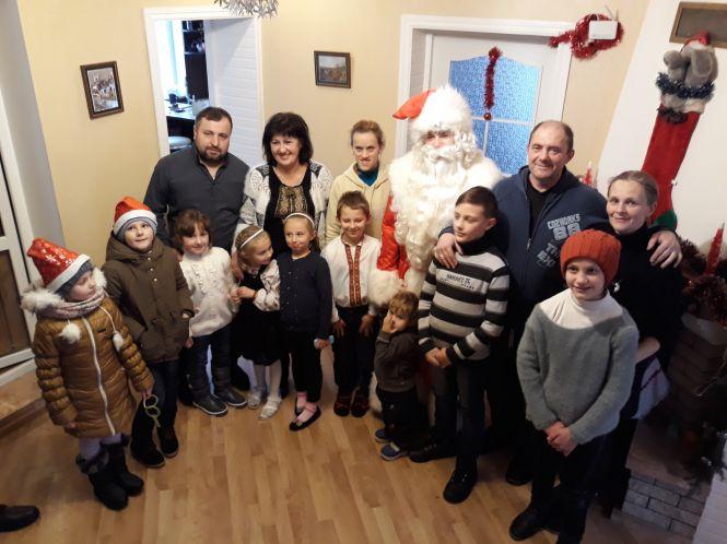 Новини Тернополя - фото з Як живуть та про що мріють діти у прийомних сім'ях Як живуть та про що мріють діти у прийомних сім'ях, фото №1 на сайті 20minut.ua