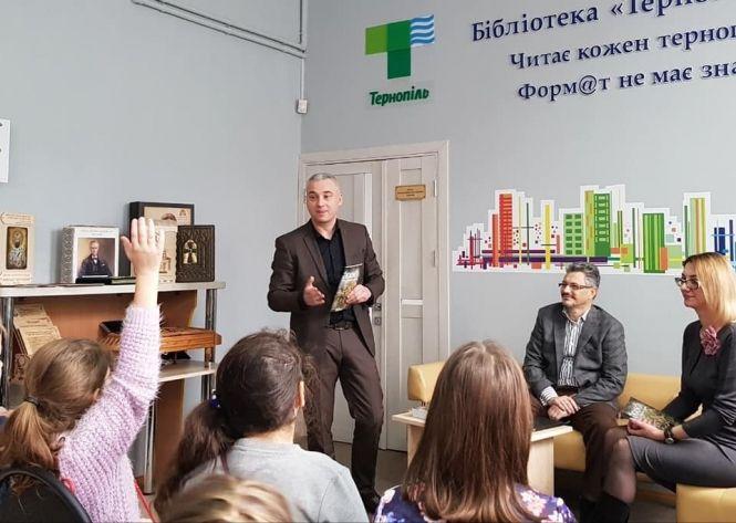 Новини Тернополя - фото з Казка, яку писали найбільше авторів, встановила рекорд у Тернополі Казка, яку писали найбільше авторів, встановила рекорд у Тернополі, фото №2 на сайті 20minut.ua