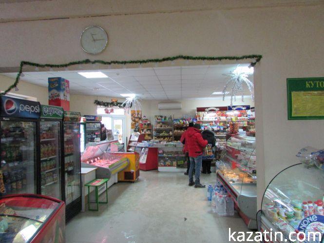 Новини Козятина - фото з Де краще новорічне оформлення торговельних точок? Де краще новорічне оформлення торговельних точок?, фото №4 на сайті 20minut.ua