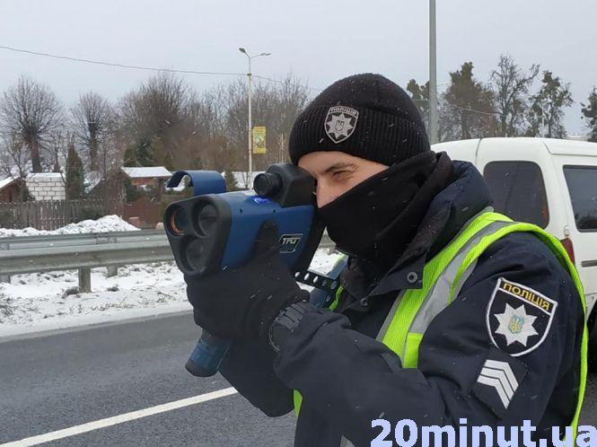 Новини Вінниці - фото з На Вінниччині погіршується погода. Але водії несуться зі 100 км/год (ВІДЕО) На Вінниччині погіршується погода. Але водії несуться зі 100 км/год (ВІДЕО), фото №1 на сайті 20minut.ua