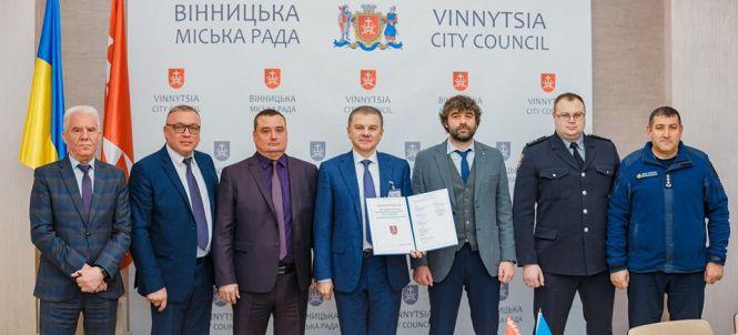 Новини Вінниці - фото з Бізнес, влада і контролюючі органи підписали меморандум про співпрацю Бізнес, влада і контролюючі органи підписали меморандум про співпрацю, фото №1 на сайті 20minut.ua