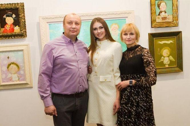 «Міс миру» – Богдана Плотиця повернулася до Вінниці. Як студентку зустрічали у місті?, фото №5 на сайті 20minut.ua