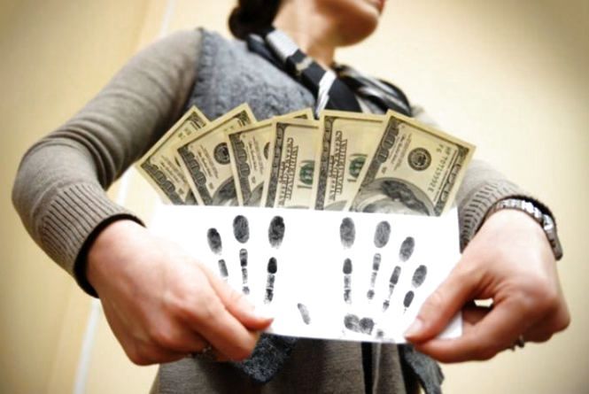 Новини Вінниці - фото з 8 афер року: були дурні «розводи», нові схеми і спіймані на шахрайствах ділки 8 афер року: були дурні «розводи», нові схеми і спіймані на шахрайствах ділки, фото №2 на сайті 20minut.ua