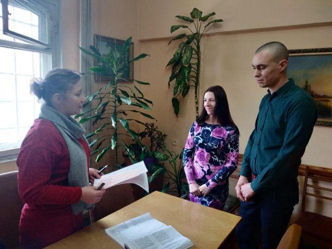 Новини Вінниці - фото з Перший подружній поцілунок: у вінницькі тюрмі одружилися довічники Перший подружній поцілунок: у вінницькі тюрмі одружилися довічники, фото №4 на сайті 20minut.ua