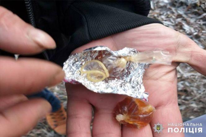 Новини Хмельницького - фото з У Шепетівці затримали банду наркоторговців У Шепетівці затримали банду наркоторговців, фото №1 на сайті vsim.ua