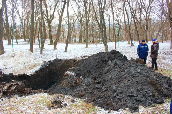 Новини Кам'янця-Подільського - фото з Смерть лебедів: військові знайшли першу ємкість з дизпаливом Смерть лебедів: військові знайшли першу ємкість з дизпаливом, фото №4 на сайті 20minut.ua