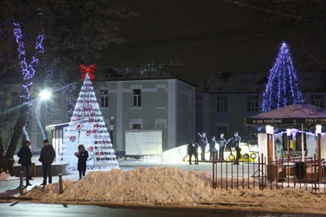 Новини Вінниці - фото з Центр міста у «вогнях». Як виглядає святкова Вінниця напередодні Різдва Центр міста у «вогнях». Як виглядає святкова Вінниця напередодні Різдва, фото №13 на сайті 20minut.ua