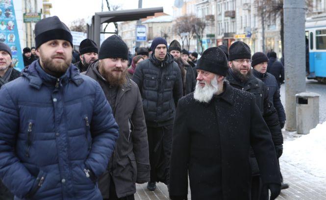 Священики Московського патріархату пройшли центром Вінниці протестною ходою (ОНОВЛЕНО), фото №3 на сайті 20minut.ua