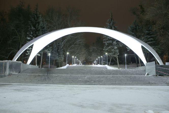 Новини Вінниці - фото з Центр міста у «вогнях». Як виглядає святкова Вінниця напередодні Різдва Центр міста у «вогнях». Як виглядає святкова Вінниця напередодні Різдва, фото №5 на сайті 20minut.ua