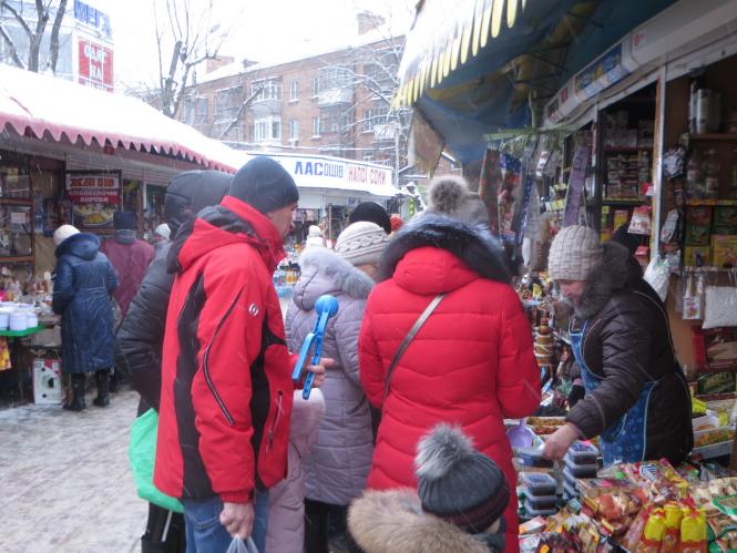 Новини Хмельницького - фото з Як хмельничани скупляються на Святвечір та Різдво Як хмельничани скупляються на Святвечір та Різдво, фото №2 на сайті vsim.ua