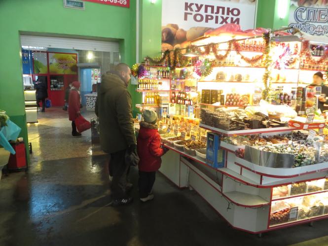 Новини Хмельницького - фото з Як хмельничани скупляються на Святвечір та Різдво Як хмельничани скупляються на Святвечір та Різдво, фото №7 на сайті vsim.ua