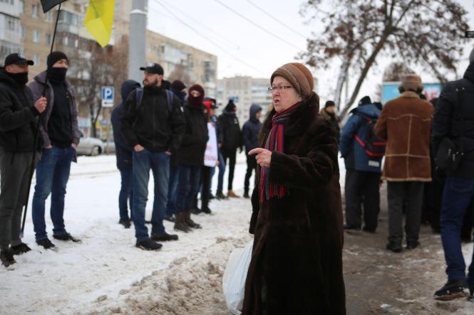 Новини Вінниці - фото з «Ви всі тут повії»: як націоналісти ходили у Вінниці до святих отців Російської церкви «Ви всі тут повії»: як націоналісти ходили у Вінниці до святих отців Російської церкви, фото №3 на сайті 20minut.ua