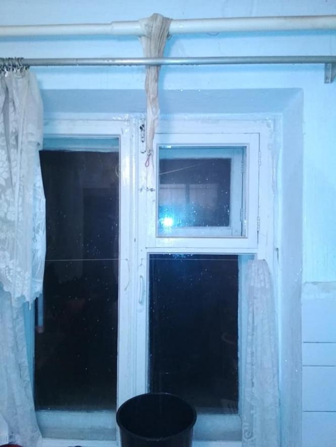 Новини Кам'янця-Подільського - фото з Комунальники ліквідували прорив труби центрального опалення у покинутій квартирі Комунальники ліквідували прорив труби центрального опалення у покинутій квартирі, фото №1 на сайті 20minut.ua